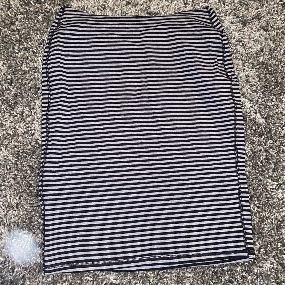 Grey/ Black Striped Bodycon Skirt - Women's Size XS